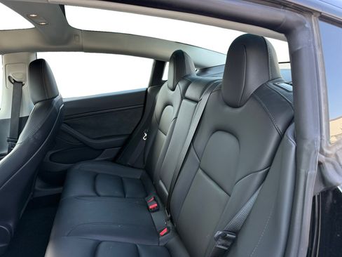 Used 2023 Tesla Model 3 Standard Range RWD image 10