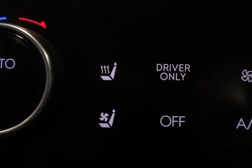 Used 2025 Hyundai Sonata Limited FWD image 29