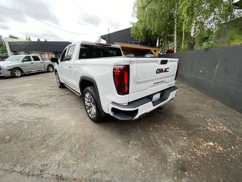 Used 2023 GMC Sierra 1500 Denali w/ Denali Reserve Package AWD/4WD image 4