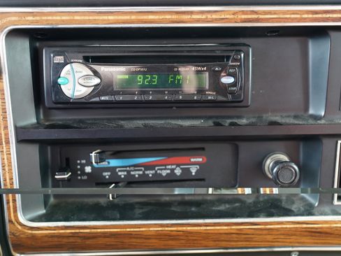 Used 1988 Ford E-350 and Econoline 350 RWD image 13