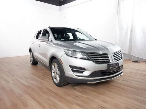 Used 2015 Lincoln MKC FWD image 4