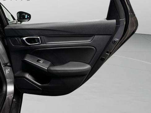 Certified 2025 Acura Integra image 37