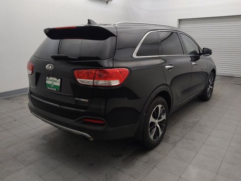 Used 2018 Kia Sorento EX FWD image 9