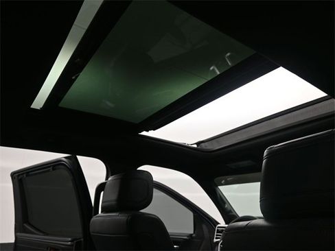 Used 2024 Toyota Tundra Platinum image 27