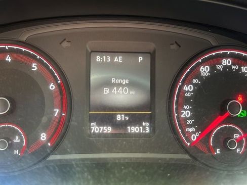 Used 2022 Volkswagen Passat 2.0T SE FWD image 10