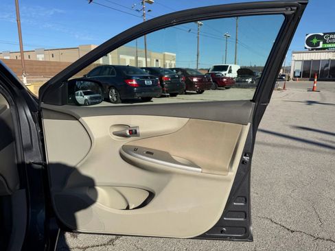Used 2010 Toyota Corolla LE image 12