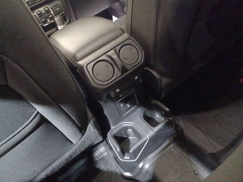 Used 2021 Jeep Wrangler Unlimited Sahara w/ Uconnect 4C Nav & Sound Group image 22