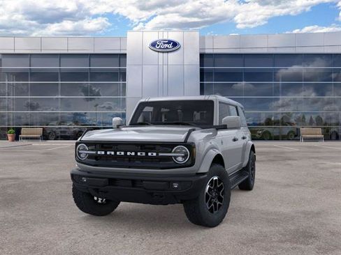 New 2026 Ford Bronco Outer Banks AWD/4WD image 2