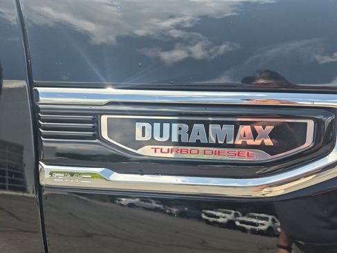 Used 2023 GMC Sierra 1500 Denali w/ Denali Reserve Package AWD/4WD image 8