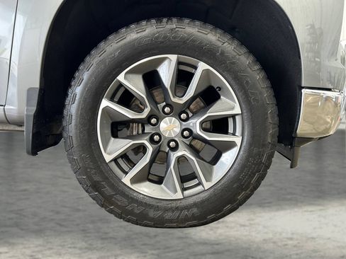 Used 2023 Chevrolet Silverado 1500 LT AWD/4WD image 22