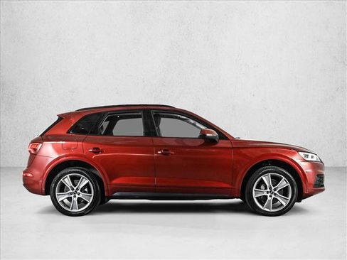 Used 2020 Audi Q5 2.0T Premium Plus w/ Premium Plus Package AWD/4WD image 4