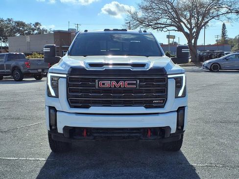 Used 2024 GMC Sierra 2500 AT4 w/ Technology Package image 2