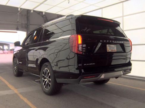 Used 2025 Ford Expedition Max Platinum AWD/4WD image 7