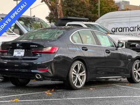 Used 2022 BMW 330e w/ Premium Package image 4