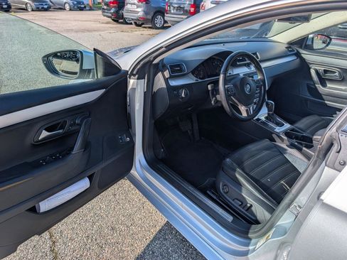 Used 2014 Volkswagen CC Sport FWD image 11