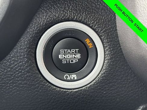 Used 2024 RAM 1500 Laramie image 15