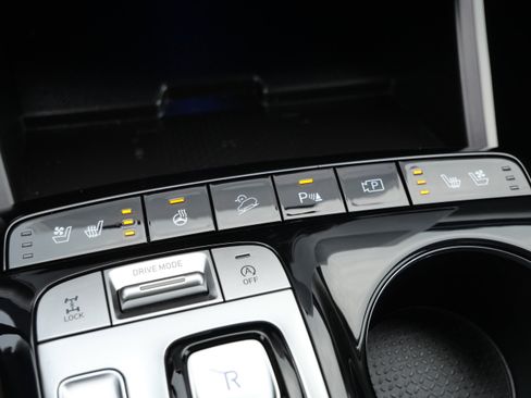 Certified 2024 Hyundai Tucson Limited image 27