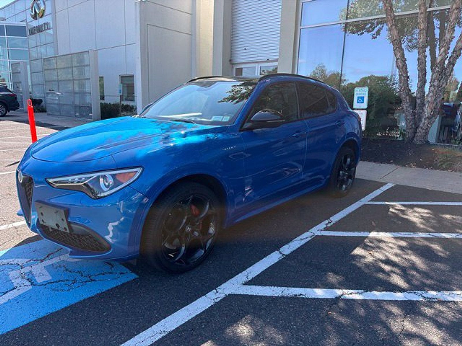 Used 2023 Alfa Romeo Stelvio Veloce AWD/4WD image 10