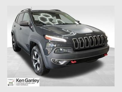 Used 2017 Jeep Cherokee Trailhawk w/ Cold Weather Group