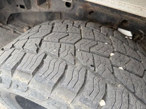 Used 2017 Ford F150 XLT w/ Equipment Group 302A Luxury image 10