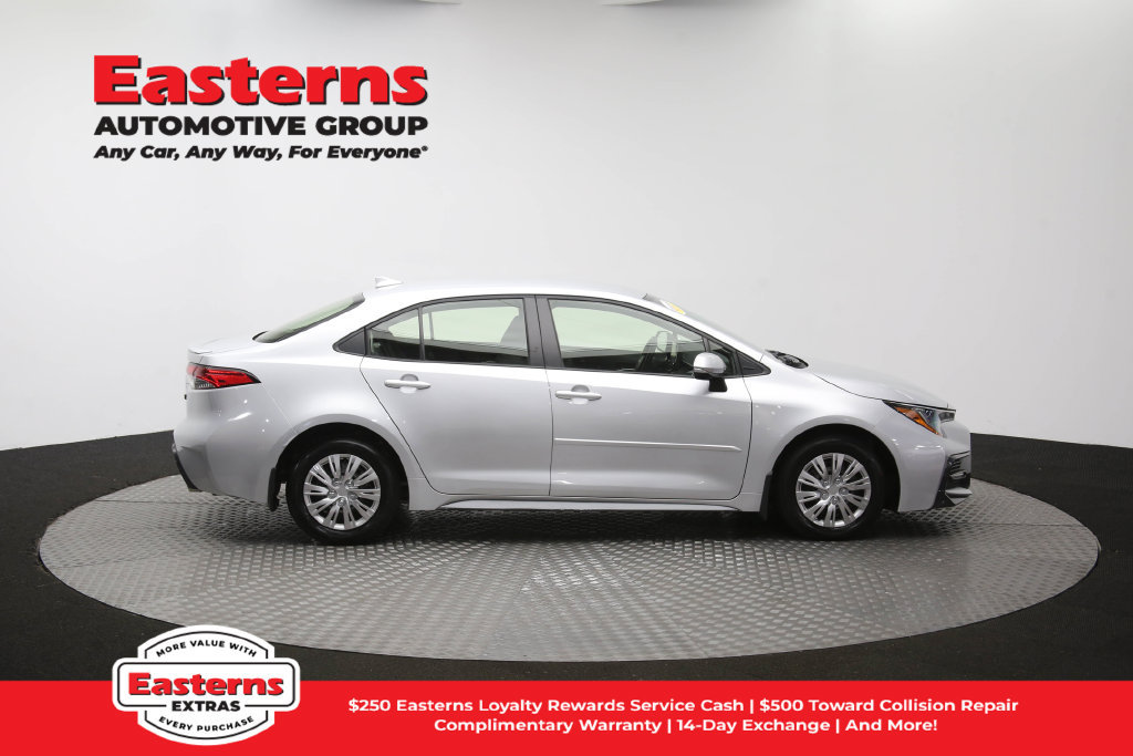 Used 2022 Toyota Corolla SE FWD image 43