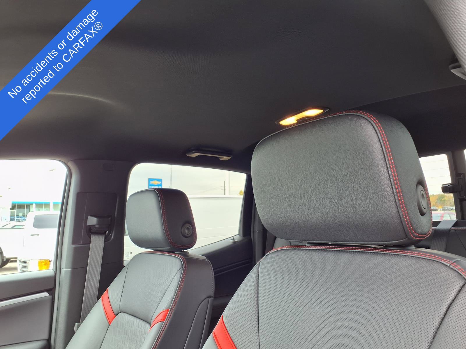 Used 2026 Chevrolet Colorado Z71 w/ Technology Package AWD/4WD image 19