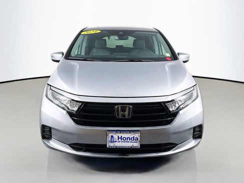 Certified 2024 Honda Odyssey EX-L image 2
