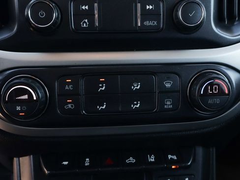 Used 2019 Chevrolet Colorado LT w/ Redline Special Edition image 32