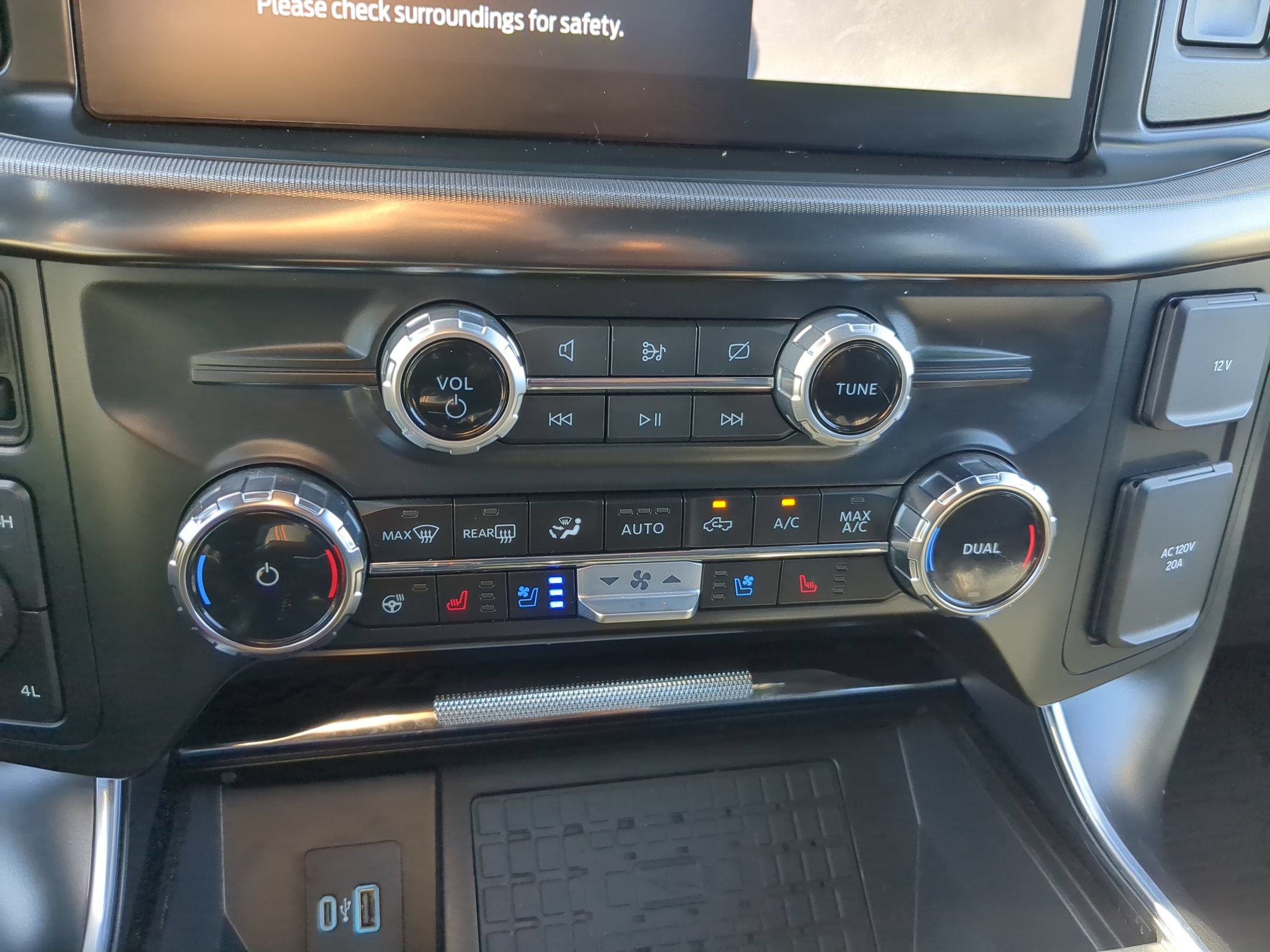 Used 2024 Ford F150 Raptor AWD/4WD image 19