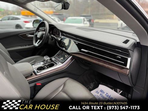 Used 2020 Audi Q8 Premium Plus w/ Premium Plus Package image 25