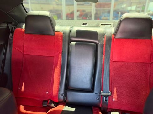 Used 2015 Dodge Challenger R/T Scat Pack w/ Leather Interior Group RWD image 14