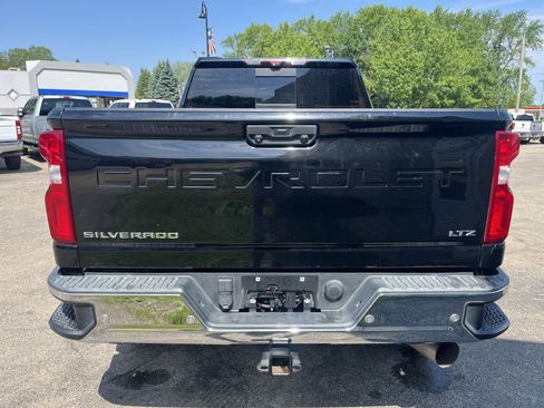 Used 2020 Chevrolet Silverado 2500 LTZ w/ LTZ Premium Package AWD/4WD image 7