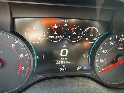 Used 2016 Chevrolet Camaro SS RWD image 5