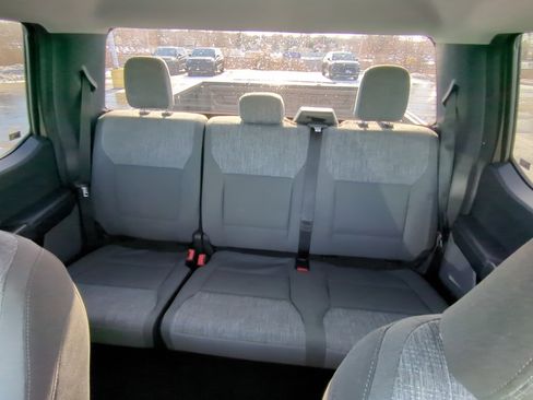 Used 2022 Ford F150 XLT image 11