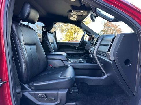 Used 2018 Ford Expedition XLT w/ Equipment Group 202A image 29