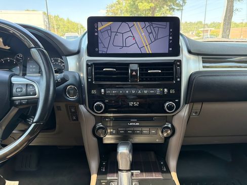 Used 2022 Lexus GX 460 Premium AWD/4WD image 6