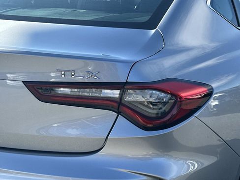 Certified 2025 Acura TLX w/ Technology Package image 11
