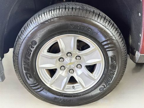 Used 2017 Chevrolet Silverado 1500 LT w/ All Star Edition image 36