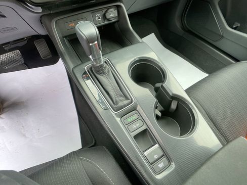 Used 2023 Honda Civic LX image 19