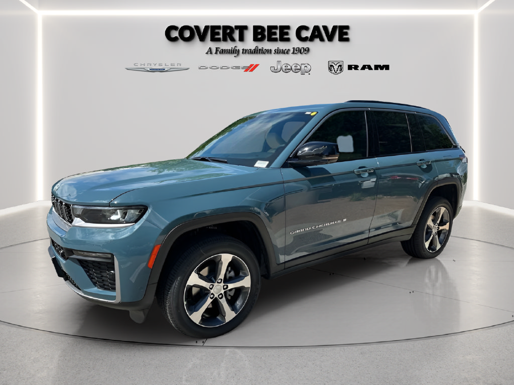 New 2026 Jeep Grand Cherokee Limited w/ Luxury Tech Group II RWD image 8