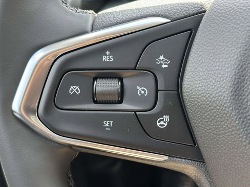 New 2026 Chevrolet Trax LT w/ Driver Confidence Package FWD image 14