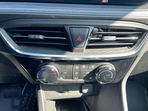 Used 2024 Buick Encore GX Sport Touring w/ Comfort Package AWD/4WD image 22
