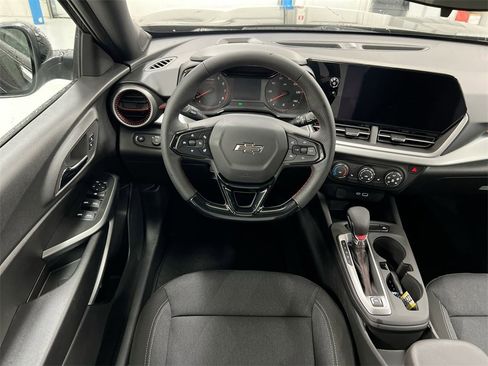 New 2026 Chevrolet Trax RS image 11