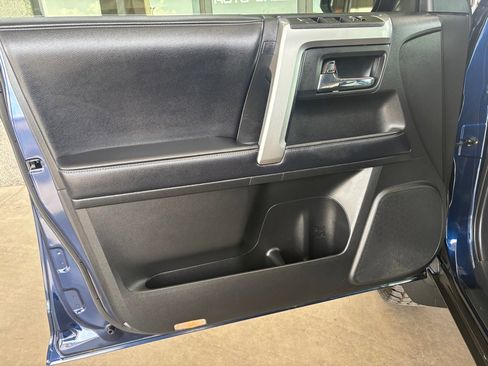 Used 2019 Toyota 4Runner SR5 Premium AWD/4WD image 20