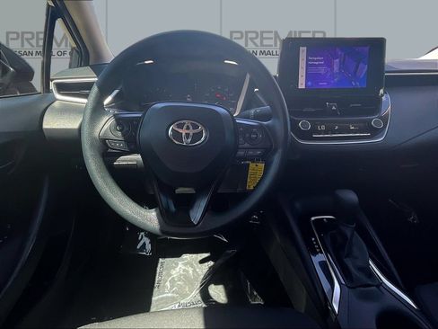 Used 2024 Toyota Corolla LE FWD image 10