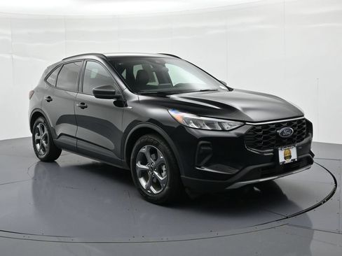 Certified 2025 Ford Escape ST-Line FWD image 4