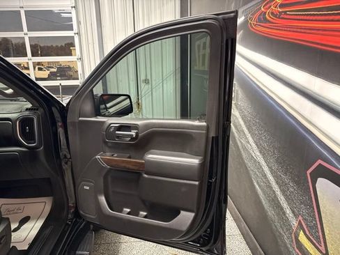 Used 2020 GMC Sierra 1500 SLT w/ SLT Premium Plus Package AWD/4WD image 28