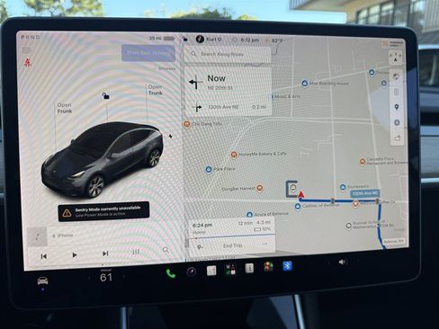 Used 2021 Tesla Model Y Long Range AWD/4WD image 43