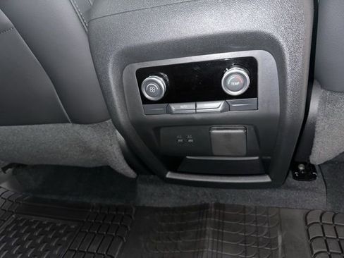 Used 2025 Buick Enclave Sport Touring w/ Power Package image 44