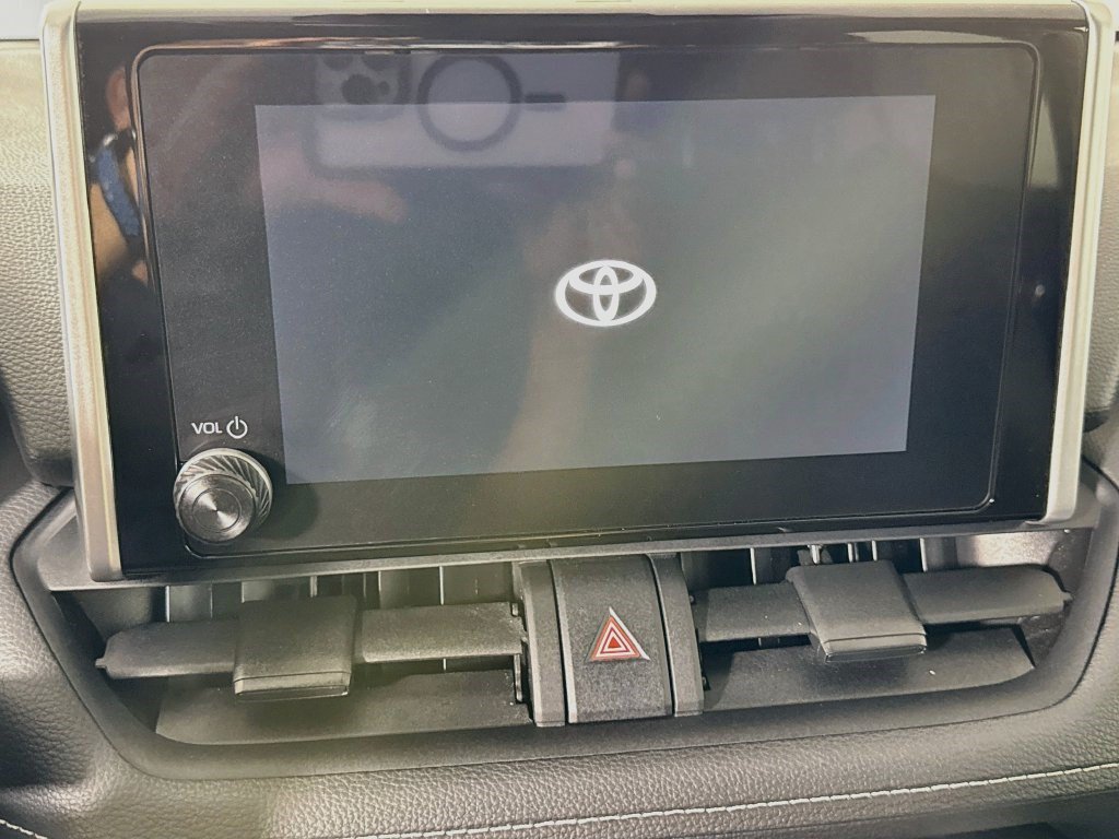 Used 2023 Toyota RAV4 XLE w/ Convenience Package AWD/4WD image 17